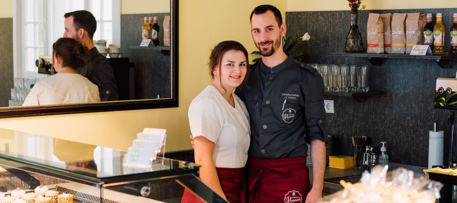 &copy; MWIKE NRW/Holger L&uuml;ckerath | The founders in their confectionery shop
