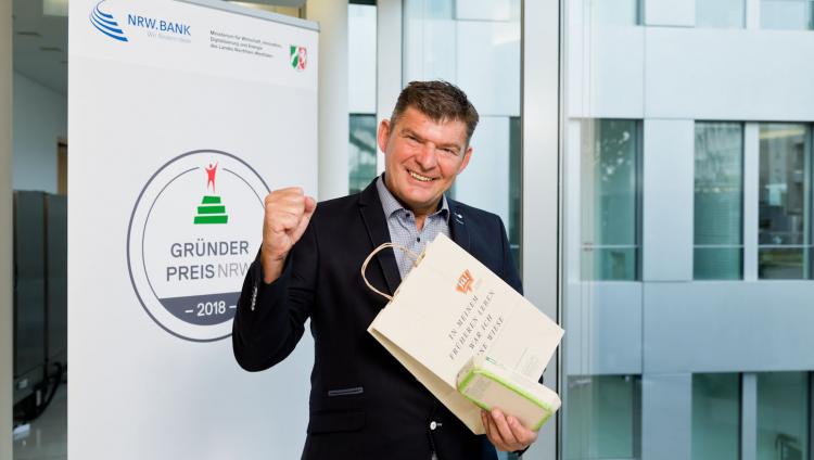 Uwe D’Agnone, CREAPAPER GmbH