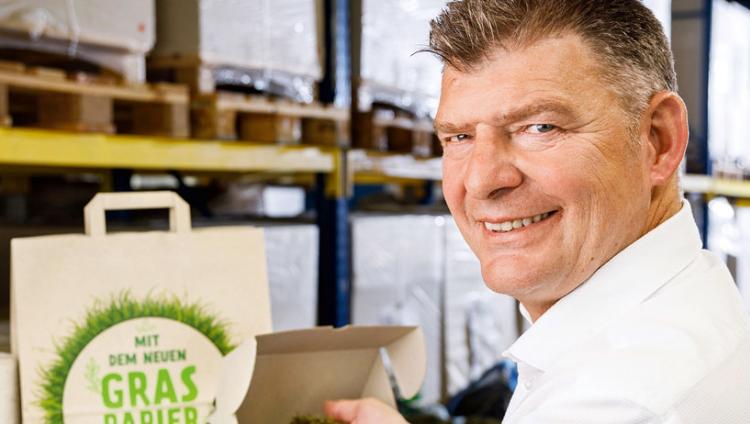 Uwe D’Agnone von der CREAPAPER GmbH